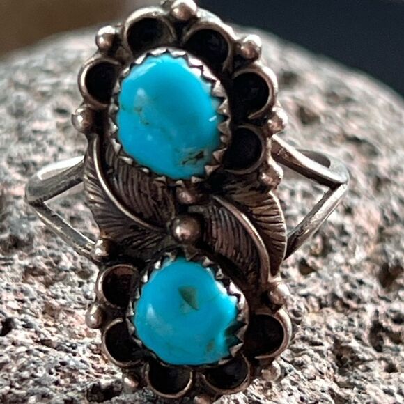 Vintage Navajo Turquoise & Sterling Silver Double Decker Ring - Picture 1 of 14